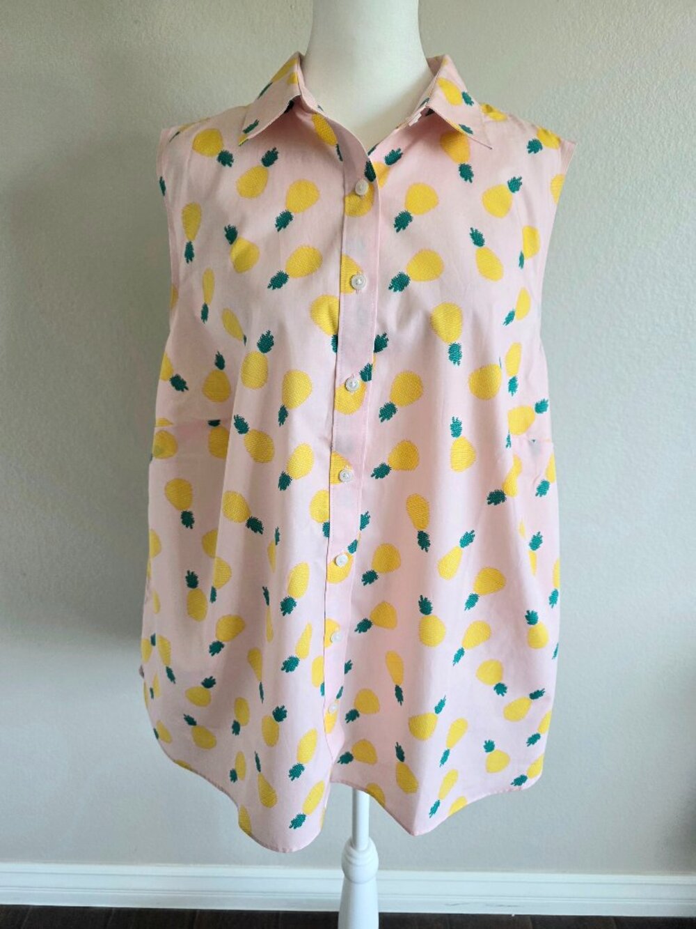 Lands' End No Iron Supima Button Up Top Tropical Pineapple Women 16W Sleeveless